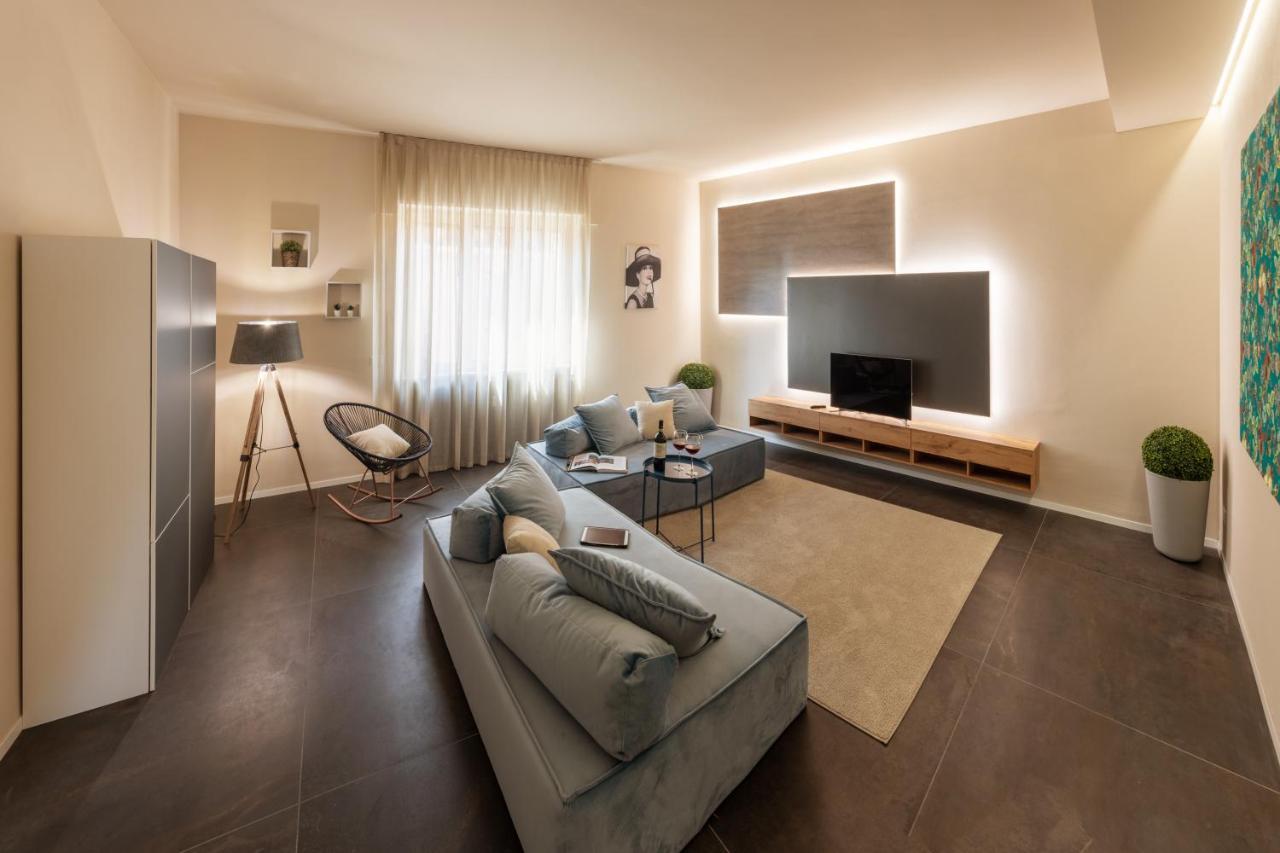 100Towers Deluxe Apartment Άλμπα Εξωτερικό φωτογραφία