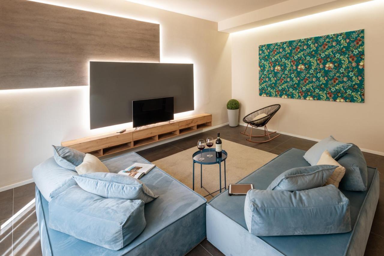 100Towers Deluxe Apartment Άλμπα Εξωτερικό φωτογραφία
