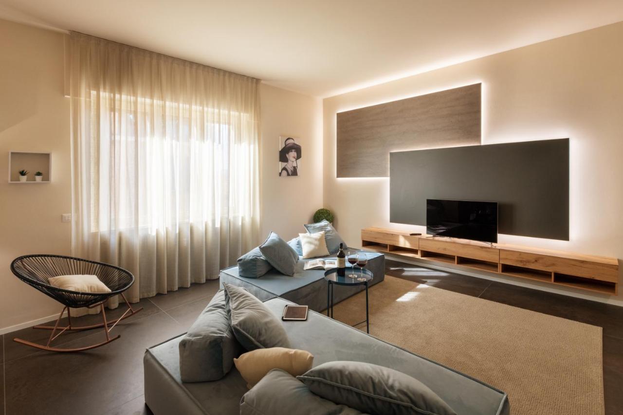 100Towers Deluxe Apartment Άλμπα Εξωτερικό φωτογραφία